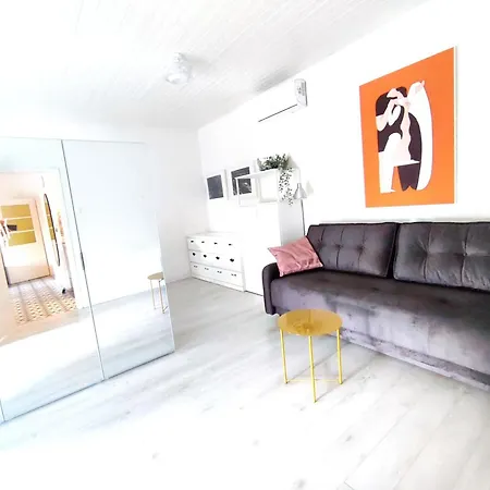 Heart Of With Free Private Parking Pula