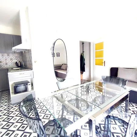 Heart Of With Free Private Parking Apartment Pula