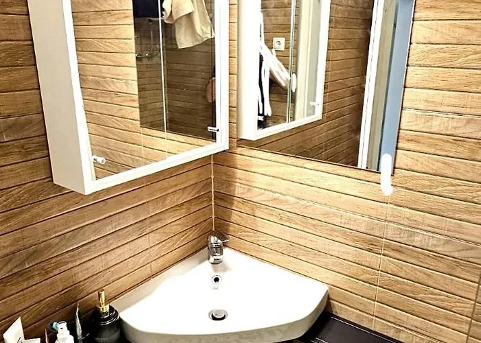 Apartman Heart Of With Free Private Parking Póla